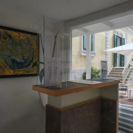 Pensionat Euvodia Luxury