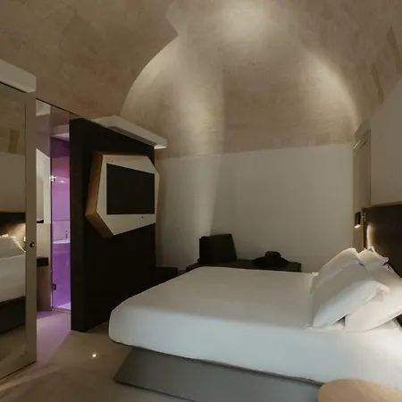 Euvodia Luxury